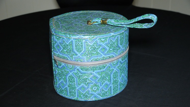 Photo of Li Ling-Ai's Hat Box.